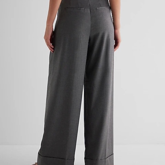 Express High Waisted Pleated Wide Leg Dress Work Pants Gray Size 6L - Picture 3 of 6